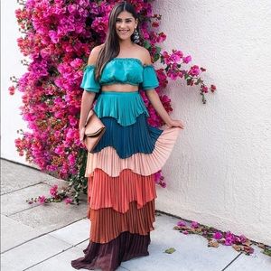 Flowing two piece set.